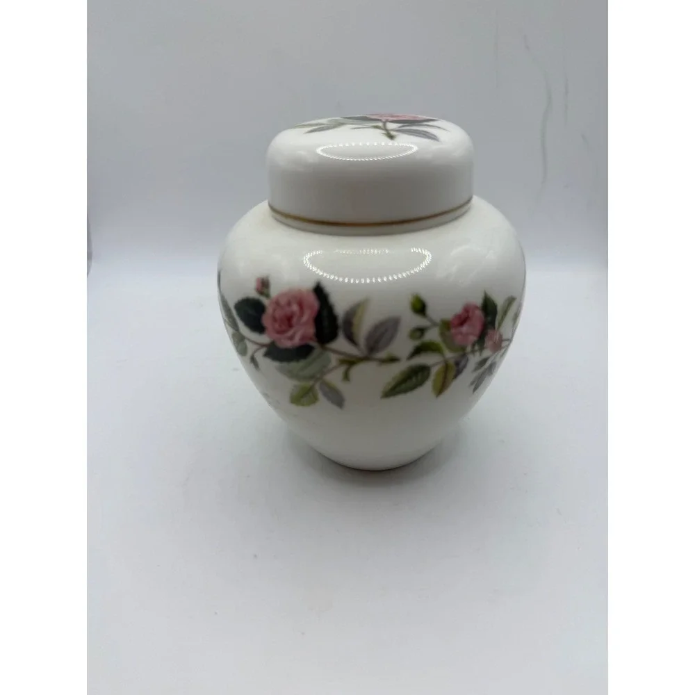 Wedgwood Kutani Crane Ginger Jar Pink Rose Bone China England Floral Vase 4in